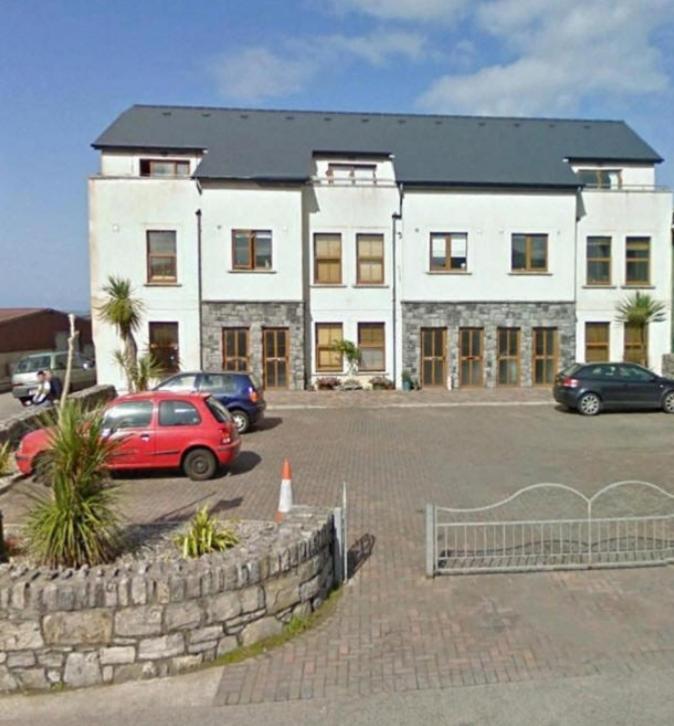 Surfers Getaway - Room Staycation Sligo Exterior foto